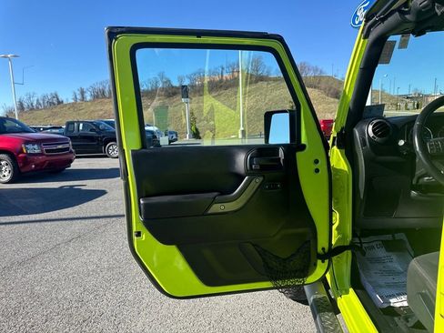 Used 2016 Jeep Wrangler Unlimited Sport w/ Quick Order Package 24S image 23