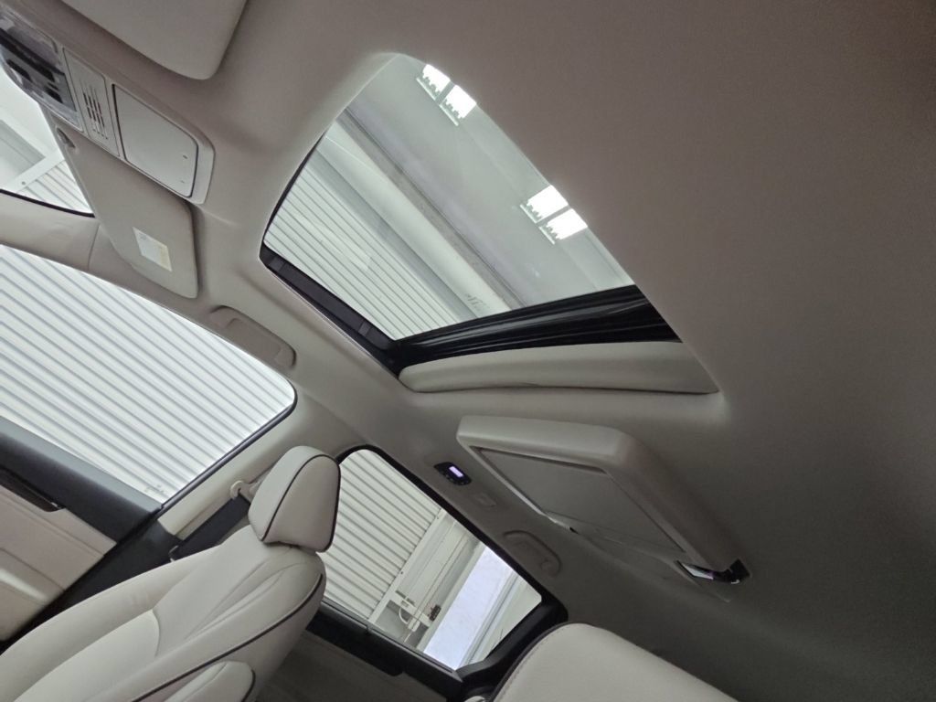 New 2026 Honda Odyssey Touring image 30