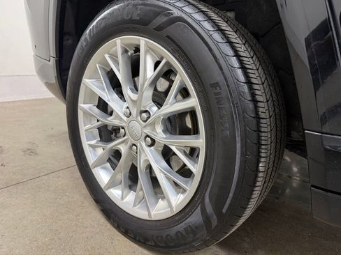 Used 2021 Jeep Grand Cherokee L Summit w/ Luxury Tech Group V image 7