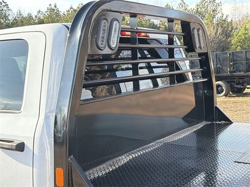 New 2024 RAM 2500 Tradesman w/ Chrome Appearance Group image 18