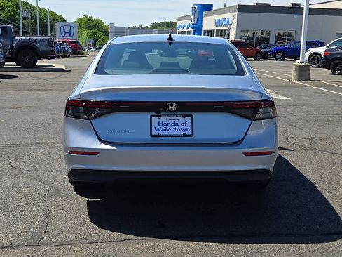 Used 2026 Honda Accord SE image 6