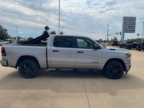 Used 2023 RAM 1500 Big Horn AWD/4WD image 2