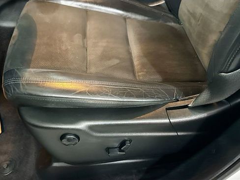 Used 2019 Jeep Grand Cherokee Altitude image 19