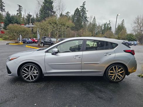 Used 2024 Subaru Impreza 2.0i Sport image 4