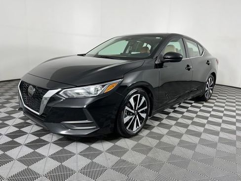 Used 2023 Nissan Sentra SV w/ SV Premium Package FWD image 3