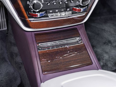 Used 2018 Rolls-Royce Phantom Sedan RWD image 44
