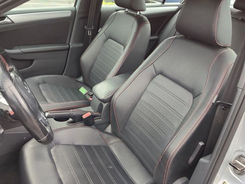 Used 2013 Volkswagen Jetta GLI Autobahn FWD image 13