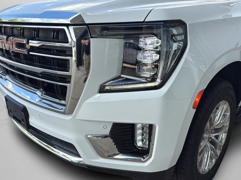 Used 2024 GMC Yukon SLT w/ SLT Premium Package RWD image 41