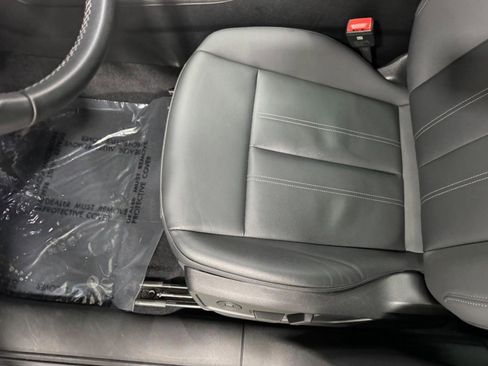 Certified 2025 Audi Q5 Premium w/ Convenience Package image 26