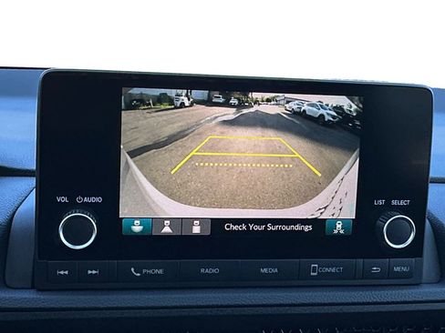 Used 2024 Honda CR-V EX image 15