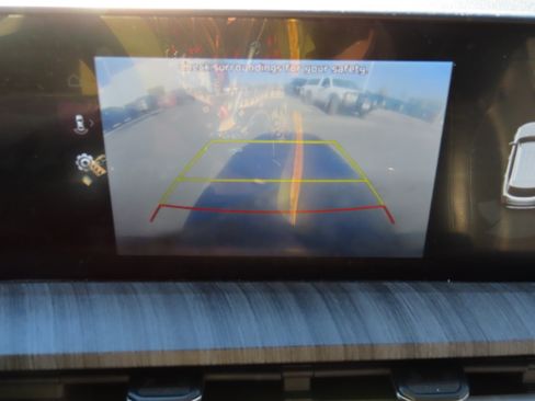 Used 2023 Kia Telluride EX w/ EX Captain's Chair Package image 23