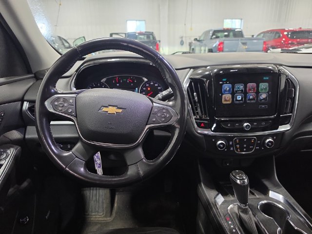 Used 2018 Chevrolet Traverse Premier w/ Redline Edition AWD/4WD image 5