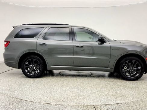 Used 2024 Dodge Durango R/T w/ Blacktop Package image 4