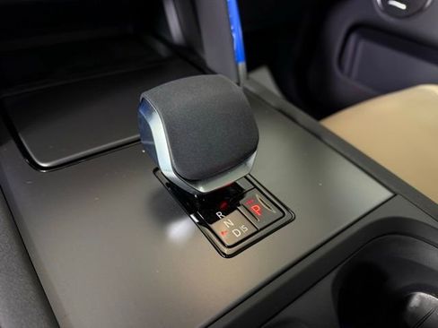 New 2025 Land Rover Discovery Sport S image 18