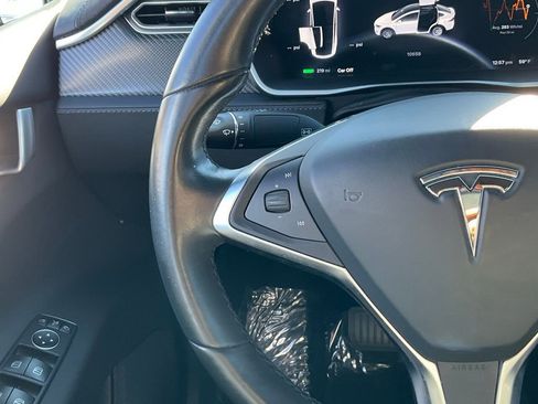 Used 2016 Tesla Model X 90D image 42