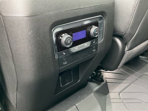 New 2026 Chevrolet Suburban Z71 w/ Comfort Package image 29