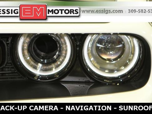 New 2023 Dodge Challenger R/T w/ T/A Package image 10