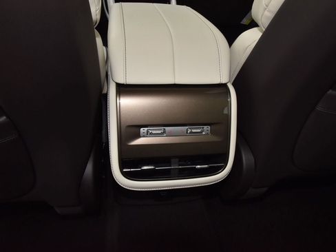New 2026 Lincoln Nautilus Black Label w/ Jet Appearance Package AWD/4WD image 18