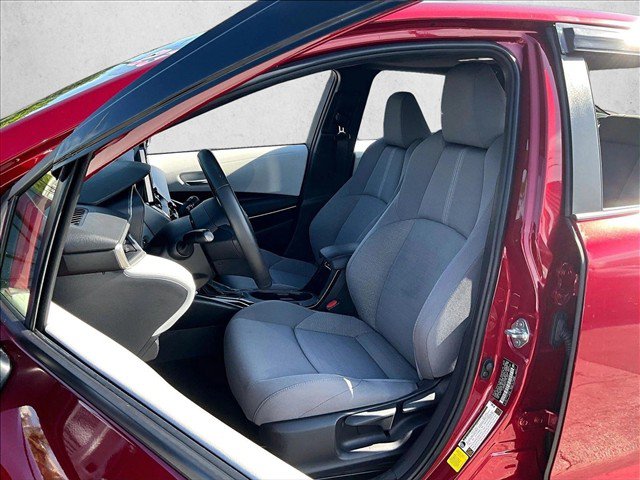 Used 2023 Toyota Corolla SE w/ SE Premium Package FWD image 26