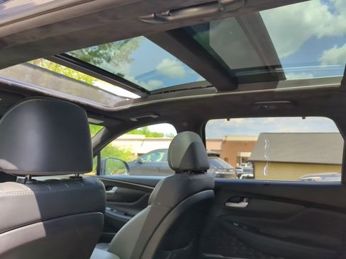 Used 2022 Hyundai Santa Fe Calligraphy image 32