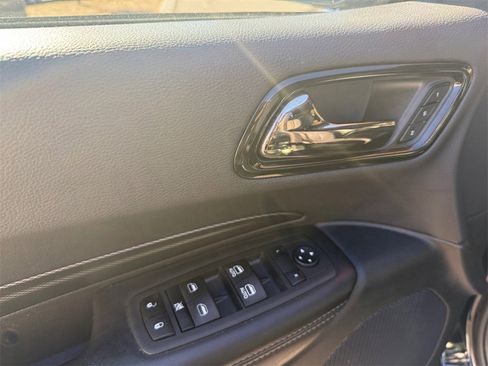 Used 2022 Dodge Durango GT image 11