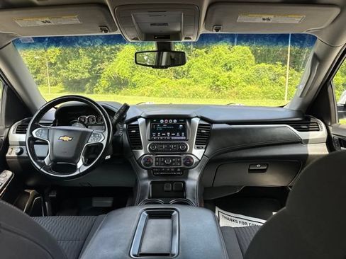 Used 2019 Chevrolet Tahoe LS AWD/4WD image 13