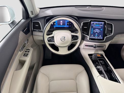 Used 2023 Volvo XC90 B6 Plus w/ Protection Package Premier image 24