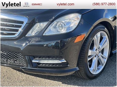 Used 2013 Mercedes-Benz E 350 4MATIC Sedan image 6