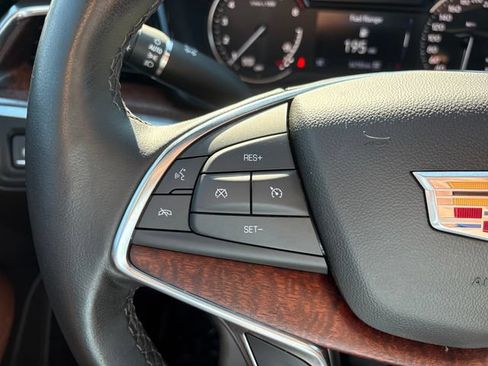 Used 2022 Cadillac XT5 Premium Luxury w/ LPO, Floor Liner Package AWD/4WD image 11