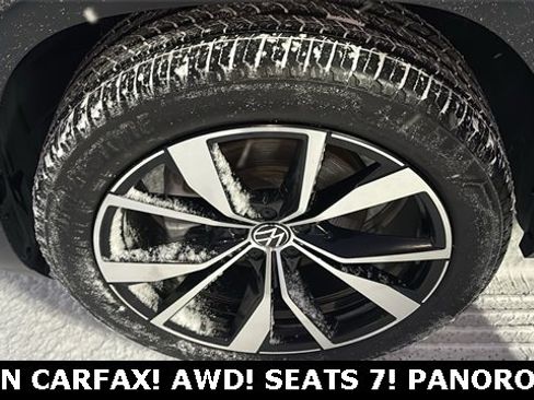 Used 2024 Volkswagen Atlas SEL Premium R-Line image 34