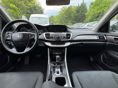 Used 2014 Honda Accord LX image 12
