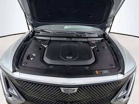 Used 2024 Cadillac Lyriq Luxury RWD image 32