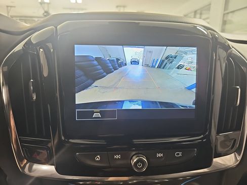 Certified 2023 Chevrolet Traverse LT w/ LPO, Cargo Package AWD/4WD image 29