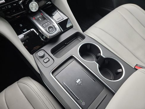 Certified 2026 Acura MDX w/ Technology Package image 17