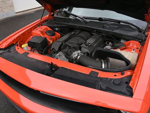 Used 2017 Dodge Challenger R/T Scat Pack RWD image 34