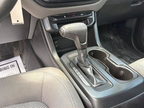 Used 2015 Chevrolet Colorado W/T w/ WT Convenience Package AWD/4WD image 22