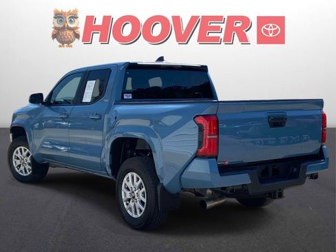 Used 2026 Toyota Tacoma SR5 RWD image 5