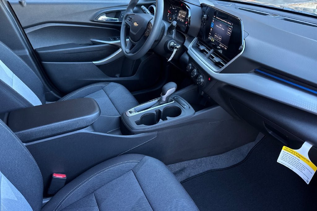 New 2026 Chevrolet Trax LS FWD image 16
