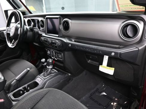 Used 2021 Jeep Wrangler Unlimited Sport AWD/4WD image 42
