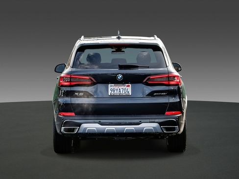 Used 2023 BMW X5 xDrive40i w/ Parking Assistance Package image 3