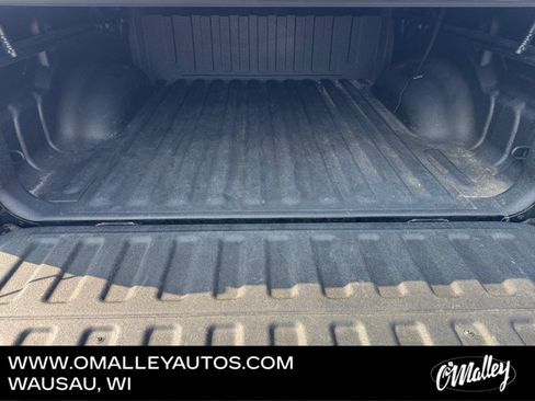 Used 2020 RAM 1500 Big Horn AWD/4WD image 12