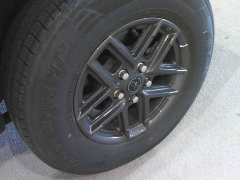 Used 2024 Jeep Wrangler Unlimited Sport AWD/4WD image 5