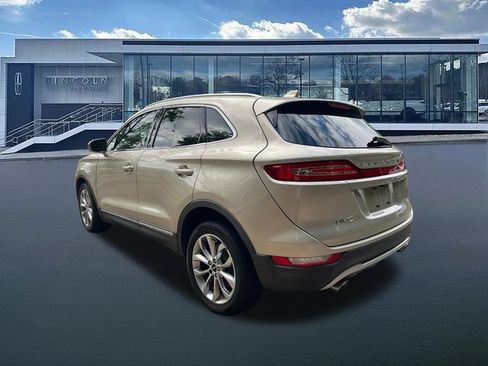 Used 2017 Lincoln MKC Select w/ Select Plus Package FWD image 6