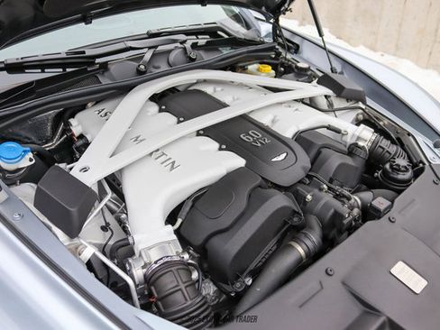 Used 2014 Aston Martin Vanquish Coupe image 15