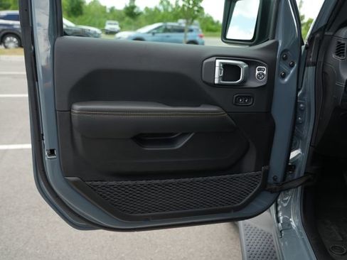New 2026 Jeep Wrangler Unlimited Sahara AWD/4WD image 12