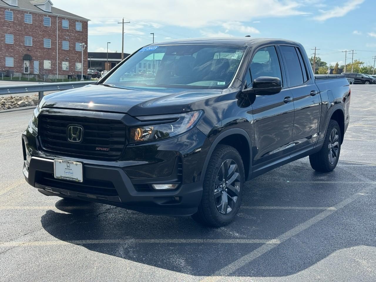 Used 2023 Honda Ridgeline Sport image 10