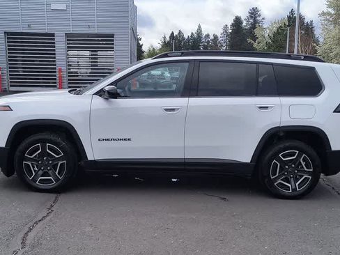 New 2026 Jeep Cherokee Limited image 5