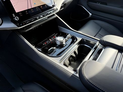 New 2026 Jeep Grand Wagoneer Limited AWD/4WD image 26
