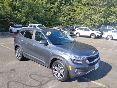 Used 2022 Kia Seltos SX w/ Sunroof Package