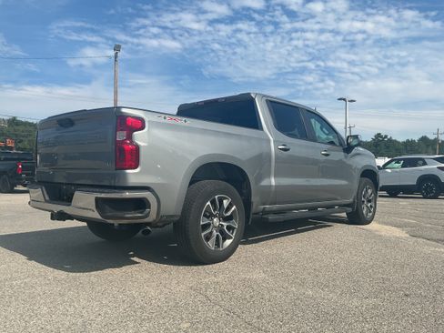 Certified 2023 Chevrolet Silverado 1500 LT AWD/4WD image 4